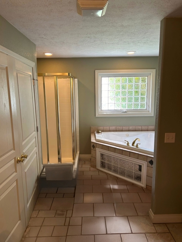 traverse-city-bathroom-remodel-before-overview.jpg