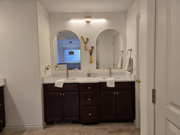 granite-vanity-heated-ceramic-tile-floor-bathroom.jpg