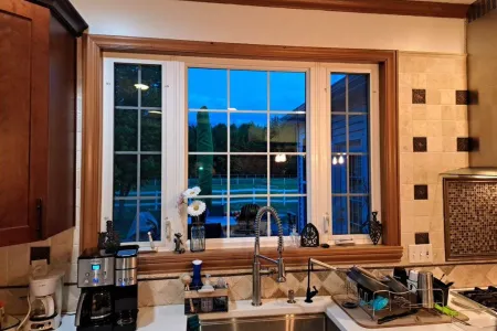 before-kitchen-window-replacement-holt-mi.webp